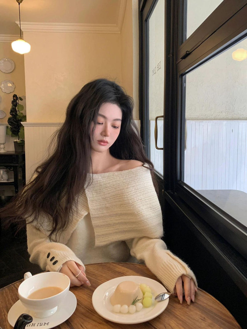 Retro design knitted sweater